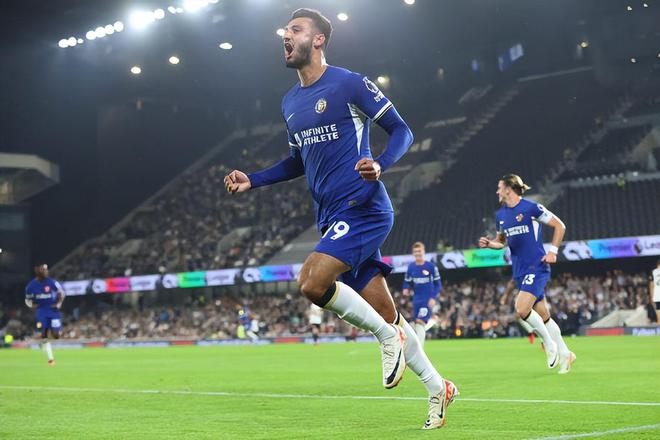 悉尼FC主帅：罗里腿筋受伤，无缘出战本周末对阵珀斯的联赛